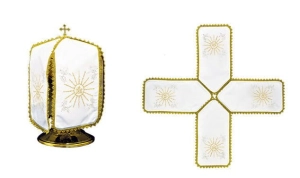 Welon na puszkę biały 24 cm z haftem monogramu IHS i krzyża - KWE/011/K/04