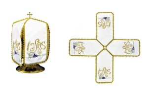 Welon na puszkę biały 24 cm z haftem monogramu IHS - KWE/019/K/04