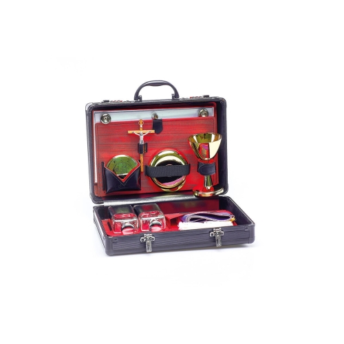 2596art_903-1.jpg Walizka na misje z wyposażeniem liturgicznym