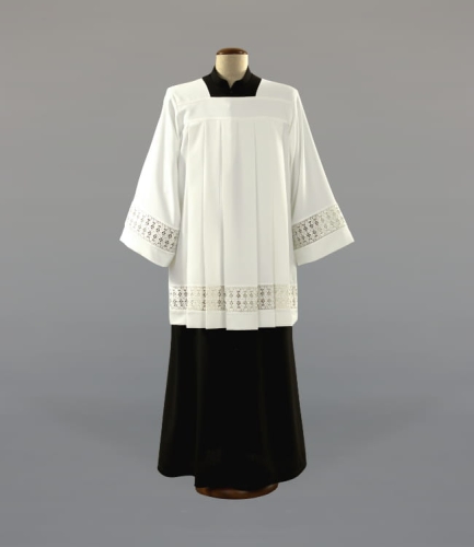 Komża kapłańska zdobiona bawełnianą wstawką - ALBP 5-136-1T - Dewocjonalia P.H. Jakóbczak - Katolicki sklep liturgiczny i hurtownia