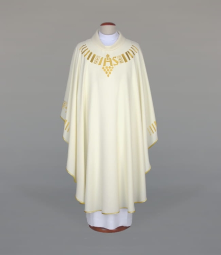 7b046959310e0adbedef20c2fe7b9e5a Ornat zdobiony nowoczesnym haftem