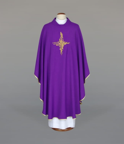 a8c1be71dfb3bb6dee0fa4474129c8ef Ornat zdobiony nowoczesnym haftem