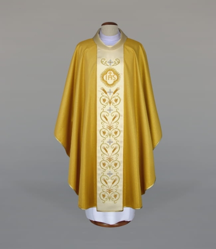 ec45c3278e910b1bc836100ab20905c1 Ornat zdobiony bogatym haftem, wykonanym na atłasowym pasie