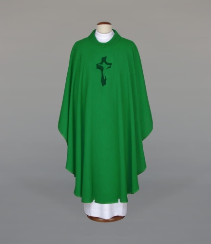 fc478fbc2bd0d3feea3c8f9e8ae94d48 Ornat zdobiony haftem