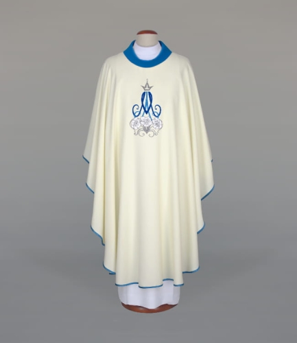 766dfc94d16a3f7d36ff9846bc7b84e8 Ornat zdobiony pięknym haftem o symbolice Maryjnej