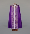 Kapa wykonana z adamaszkowej tkaniny, zdobiona efektownymi pasami i kołnierzem - ALBP 2-097-44 - Dewocjonalia P.H. Jakóbczak - Katolicki sklep liturgiczny i hurtownia