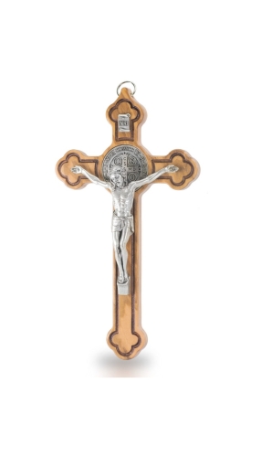 Krzyż Oliwny z Medalem Świętego Benedykta - 14 cm Krzyż Oliwny z Medalem Świętego Benedykta - 14 cm