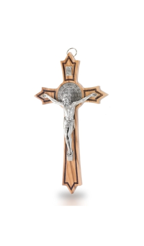 Krzyż Oliwny z Medalem Świętego Benedykta - 14 cm Krzyż Oliwny z Medalem Świętego Benedykta - 14 cm