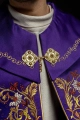 Kapa liturgiczna fioletowa z wypukłym haftem IHS - KKP/004/03 - HAF KKP/004/03/20 - Dewocjonalia P.H. Jakóbczak - Katolicki sklep liturgiczny i hurtownia