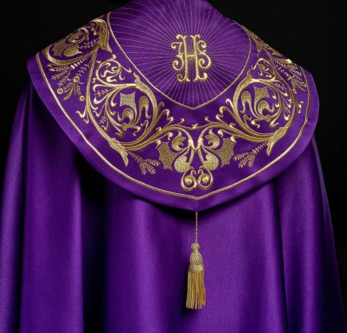Kapa liturgiczna fioletowa z bogatym haftem IHS - KKP/009/03 - HAF KKP/009/03/20 - Dewocjonalia P.H. Jakóbczak - Katolicki sklep liturgiczny i hurtownia