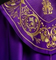 Kapa liturgiczna fioletowa z bogatym haftem IHS - KKP/009/03 - HAF KKP/009/03/20 - Dewocjonalia P.H. Jakóbczak - Katolicki sklep liturgiczny i hurtownia