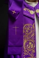 Kapa liturgiczna fioletowa z bogatym haftem IHS - KKP/009/03 - HAF KKP/009/03/20 - Dewocjonalia P.H. Jakóbczak - Katolicki sklep liturgiczny i hurtownia