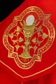 Kapa liturgiczna czerwona z haftem eucharystycznym - KKP/013/02 - HAF KKP/013/02/20 - Dewocjonalia P.H. Jakóbczak - Katolicki sklep liturgiczny i hurtownia