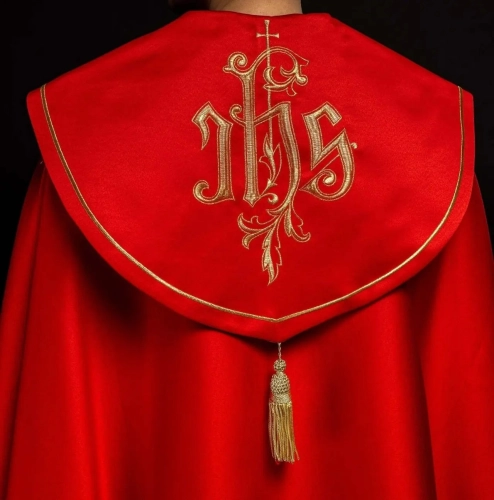Kapa liturgiczna czerwona z haftem IHS - KKP/023/02 - HAF KKP/023/02/20 - Dewocjonalia P.H. Jakóbczak - Katolicki sklep liturgiczny i hurtownia