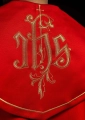Kapa liturgiczna czerwona z haftem IHS - KKP/023/02 - HAF KKP/023/02/20 - Dewocjonalia P.H. Jakóbczak - Katolicki sklep liturgiczny i hurtownia