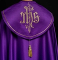 Kapa liturgiczna fioletowa z haftem IHS - KKP/023/03 - HAF KKP/023/03/20 - Dewocjonalia P.H. Jakóbczak - Katolicki sklep liturgiczny i hurtownia