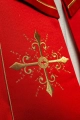 Kapa liturgiczna czerwona z haftem złotego krzyża - KKP/024/02 - HAF KKP/024/02/20 - Dewocjonalia P.H. Jakóbczak - Katolicki sklep liturgiczny i hurtownia