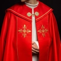 Kapa liturgiczna czerwona z haftem złotego krzyża - KKP/024/02 - HAF KKP/024/02/20 - Dewocjonalia P.H. Jakóbczak - Katolicki sklep liturgiczny i hurtownia
