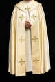 Kapa liturgiczna ecru z haftem złotego krzyża - HAF KKP/024/05/20 - Dewocjonalia P.H. Jakóbczak - Katolicki sklep liturgiczny i hurtownia