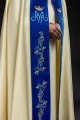 Kapa liturgiczna ecru z haftem maryjnym i ozdobnym panelem - KKP/127/05 - HAF KKP/127/05/20/PA - Dewocjonalia P.H. Jakóbczak - Katolicki sklep liturgiczny i hurtownia