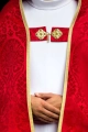 Kapa rzymska czerwona z tłoczonego żakardu - KKP/159/02 - HAF KKP/159/02/83 - Dewocjonalia P.H. Jakóbczak - Katolicki sklep liturgiczny i hurtownia