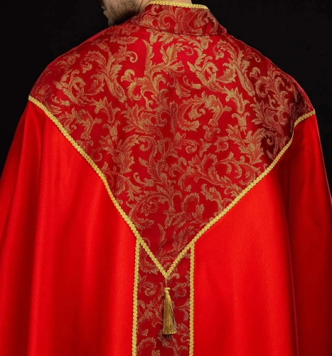 Kapa liturgiczna czerwona ze złotym ornamentem żakardowym - KKP/162/02 - HAF KKP/162/02/20 - Dewocjonalia P.H. Jakóbczak - Katolicki sklep liturgiczny i hurtownia