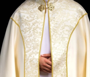 Kapa liturgiczna ecru ze złotym ornamentem żakardowym - KKP/162/05