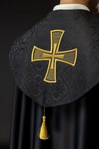Kapa liturgiczna czarna z haftem złotego krzyża - KKP/225/07