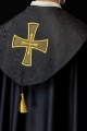 Kapa liturgiczna czarna z haftem złotego krzyża - KKP/225/07 - HAF KKP/225/07/20 - Dewocjonalia P.H. Jakóbczak - Katolicki sklep liturgiczny i hurtownia