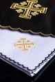 Komplet kielichowy bawełniany z haftowanym motywem Krzyża Jerozolimskiego - KK/030/07 - HAF KK/030/07 - Dewocjonalia P.H. Jakóbczak - Katolicki sklep liturgiczny i hurtownia