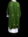 Dalmatyka liturgiczna zielona z ozdobnymi pasami i haftem złotego krzyża - KDL/285/01/53/B - HAF KDL/285/01/53/B - Dewocjonalia P.H. Jakóbczak - Katolicki sklep liturgiczny i hurtownia