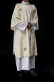 Dalmatyka liturgiczna ecru z dekoracyjnym haftem - KDL/284/05/81/B - HAF KDL/284/05/81/B - Dewocjonalia P.H. Jakóbczak - Katolicki sklep liturgiczny i hurtownia