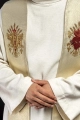 Stuła kapłańska złota z dekoracyjnym haftem - KST/159/10/37 - HAF KST/159/10/37 - Dewocjonalia P.H. Jakóbczak - Katolicki sklep liturgiczny i hurtownia