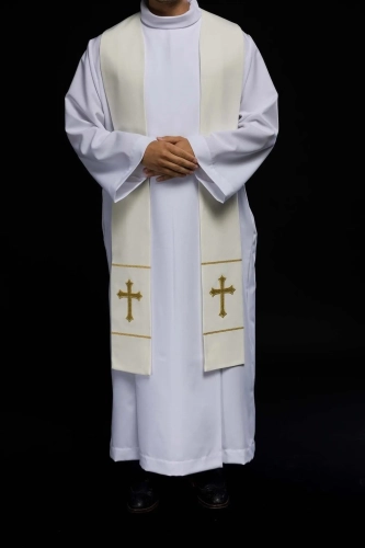 Stuła kapłańska ecru z haftem krzyża - KST/063/05/01 - HAF KST/063/05/01 - Dewocjonalia P.H. Jakóbczak - Katolicki sklep liturgiczny i hurtownia