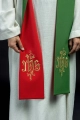 Stuła liturgiczna dwustronna zielono-czerwona z haftem IHS - KST/053/01-02/01 - HAF KST/053/01-02/01 - Dewocjonalia P.H. Jakóbczak - Katolicki sklep liturgiczny i hurtownia