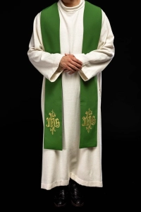 Stuła liturgiczna zielona z haftem IHS - KST/053/01/12