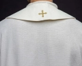 Stuła liturgiczna ecru z haftem IHS - KST/411/05/01 - HAF KST/411/05/01 - Dewocjonalia P.H. Jakóbczak - Katolicki sklep liturgiczny i hurtownia