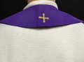 Stuła liturgiczna fioletowa z haftem krzyża - KST/046/03/01 - HAF KST/046/03/01 - Dewocjonalia P.H. Jakóbczak - Katolicki sklep liturgiczny i hurtownia