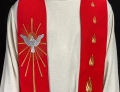 Stuła liturgiczna czerwona z dekoracyjnym haftem - KST/030/02/01 - HAF KST/030/02/01 - Dewocjonalia P.H. Jakóbczak - Katolicki sklep liturgiczny i hurtownia