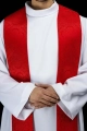 Stuła kapłańska czerwona z haftem krzyża - KST/638/02/11 - HAF KST/638/02/11 - Dewocjonalia P.H. Jakóbczak - Katolicki sklep liturgiczny i hurtownia