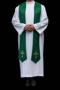 Stuła kapłańska zielona z haftem krzyża - KST/638/01/11