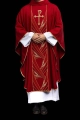 Czerwony ornat z haftowaną taśmą PAX - LE/7050/02 - HAF LE/7050/02 - Dewocjonalia P.H. Jakóbczak - Katolicki sklep liturgiczny i hurtownia