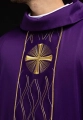 Fioletowy ornat z haftem złotego krzyża - KOR/277/03/53 - HAF KOR/277/03/53 - Dewocjonalia P.H. Jakóbczak - Katolicki sklep liturgiczny i hurtownia