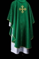 Ornat zielony z haftowanym krzyżem na tkaninie żakardowej - KOR/403/01/11 - HAF KOR/403/01/11 - Dewocjonalia P.H. Jakóbczak - Katolicki sklep liturgiczny i hurtownia