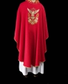 Czerwony ornat z haftowanym kołnierzem i symbolem Ducha Świętego - LE/7046/02 - HAF LE/7046/02 - Dewocjonalia P.H. Jakóbczak - Katolicki sklep liturgiczny i hurtownia