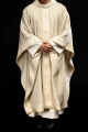 Ornat ecru z haftowanym pasem i kołnierzem zdobionym krzyżem - LE/7073/05 - HAF LE/7073/05 - Dewocjonalia P.H. Jakóbczak - Katolicki sklep liturgiczny i hurtownia