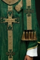 Ręcznie zdobiony ornat zielony z kamieniami naturalnymi - HM/7015/01/99 - HAF HM/7015/01/99 - Dewocjonalia P.H. Jakóbczak - Katolicki sklep liturgiczny i hurtownia