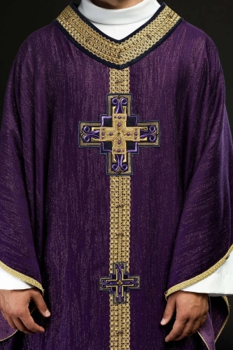 Ręcznie zdobiony ornat fioletowy z kamieniami naturalnymi - HM/7015/03/99 - HAF HM/7015/03/99 - Dewocjonalia P.H. Jakóbczak - Katolicki sklep liturgiczny i hurtownia