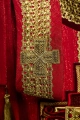 Ręcznie zdobiony ornat czerwony z kamieniami naturalnymi - HM/7015/02/99 - HAF HM/7015/02/99 - Dewocjonalia P.H. Jakóbczak - Katolicki sklep liturgiczny i hurtownia