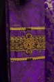 Ornat fioletowy ręcznie zdobiony kamieniami naturalnymi - HM/7010/03/90 - HAF HM/7010/03/90 - Dewocjonalia P.H. Jakóbczak - Katolicki sklep liturgiczny i hurtownia